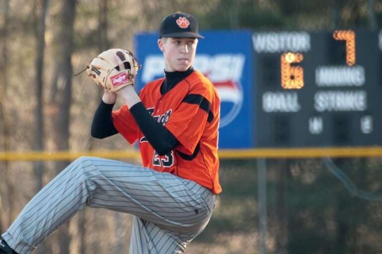 Varisty Baseball